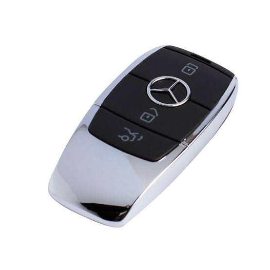 Foto original de llave Mercedes-Benz